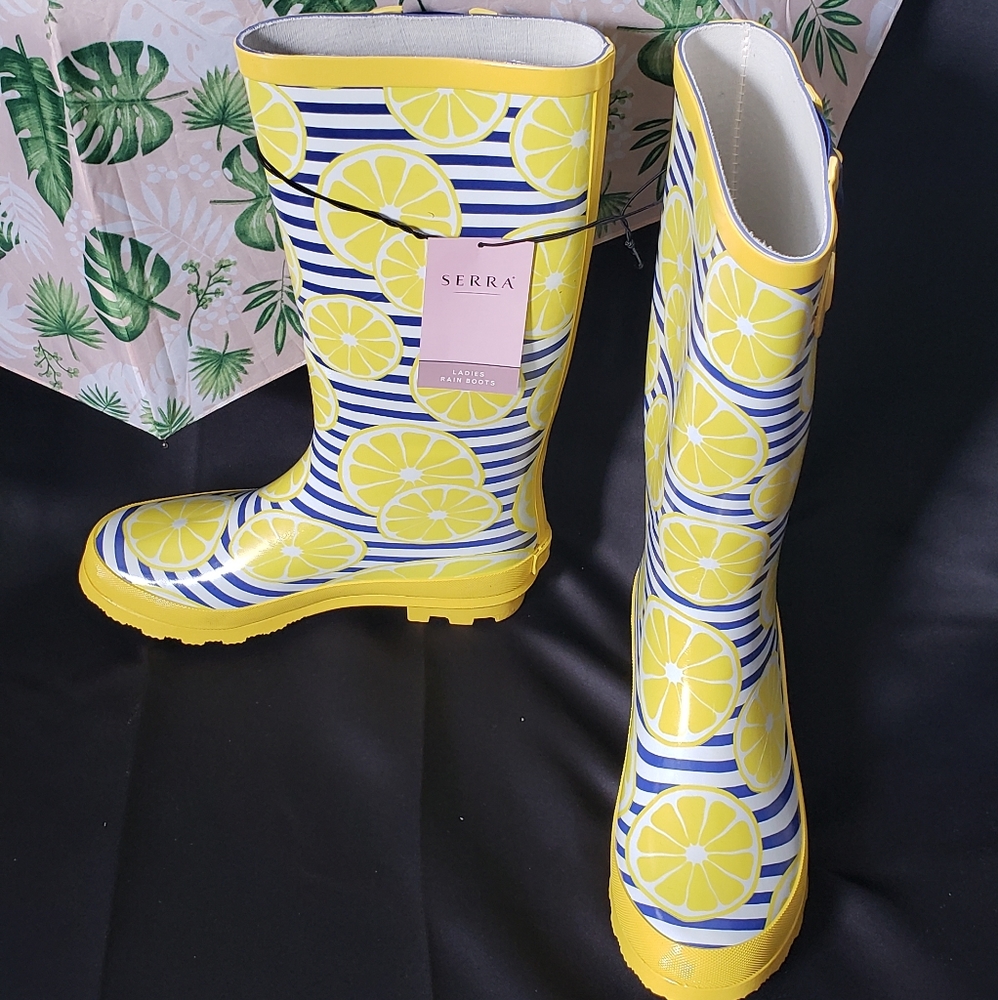 Rain boots and umbrella bundle